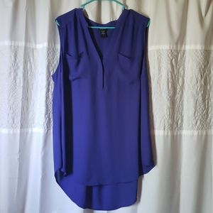 Torrid sleeveless blouse
